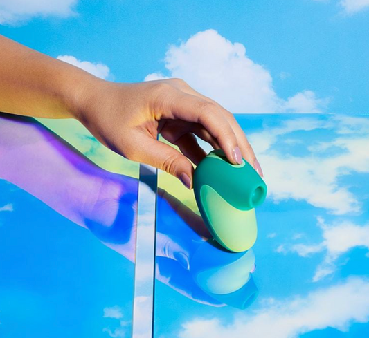 unbound PUFF™ Waterproof Suction Toy